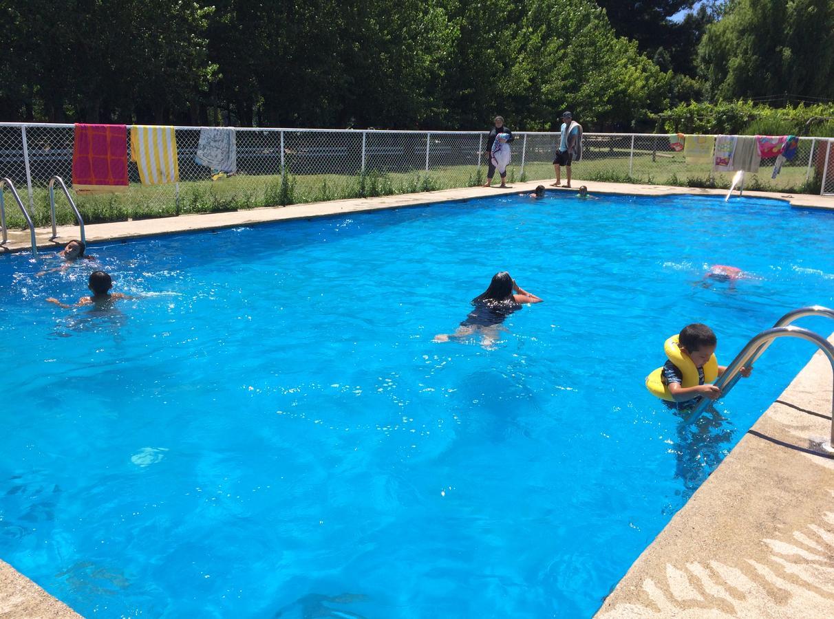 Camping & Hospedaje Rio Laja El Manzano  Eksteriør billede