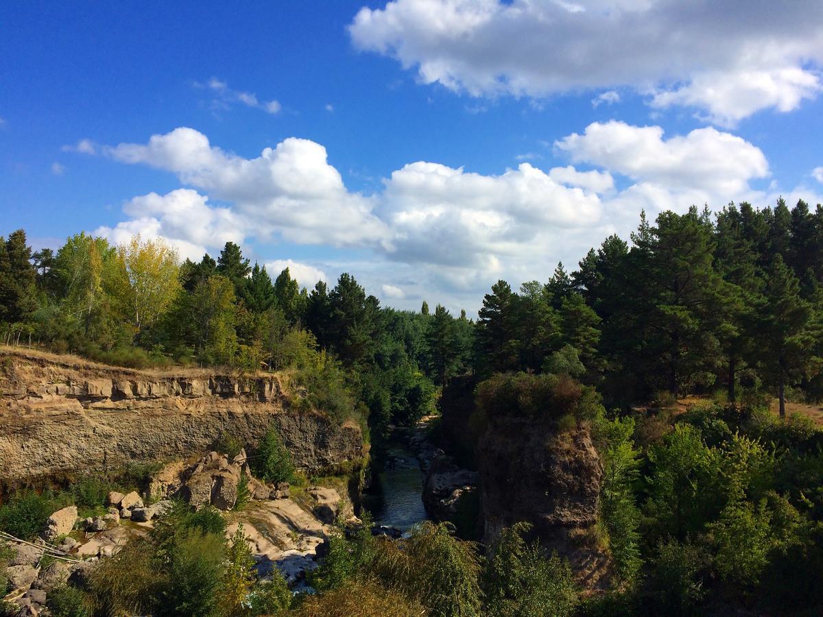 Camping & Hospedaje Rio Laja El Manzano  Eksteriør billede
